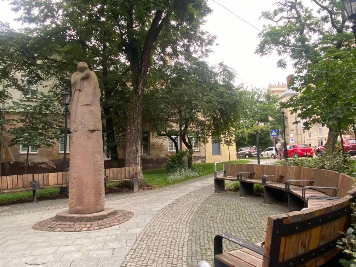 Ferienwohnung Вірменська 14 Центр З Балконом Не Далеко Від Ж Д Вокзалу Звітні Документи Lemberg Exterior foto